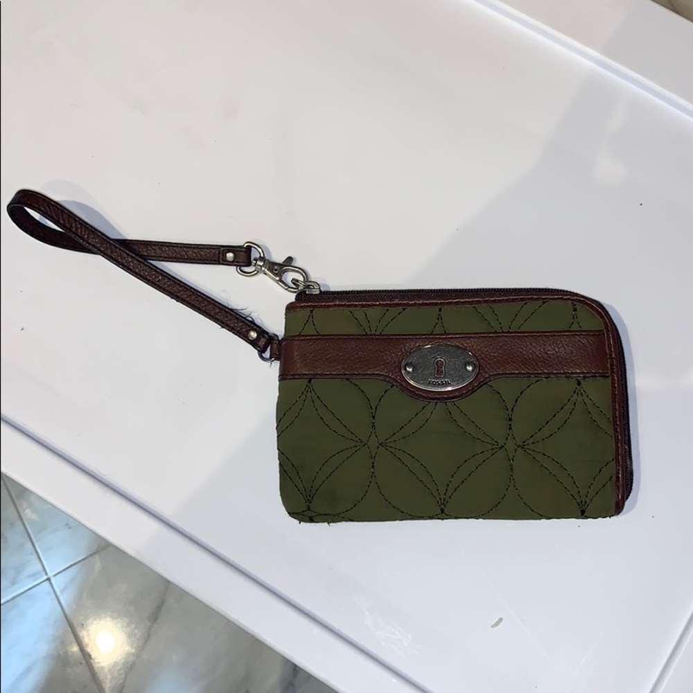 Fossil wallet/wristlet